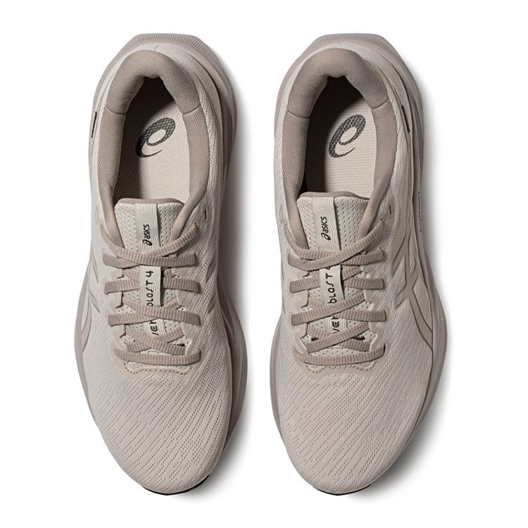 Asics VERSABLAST 4