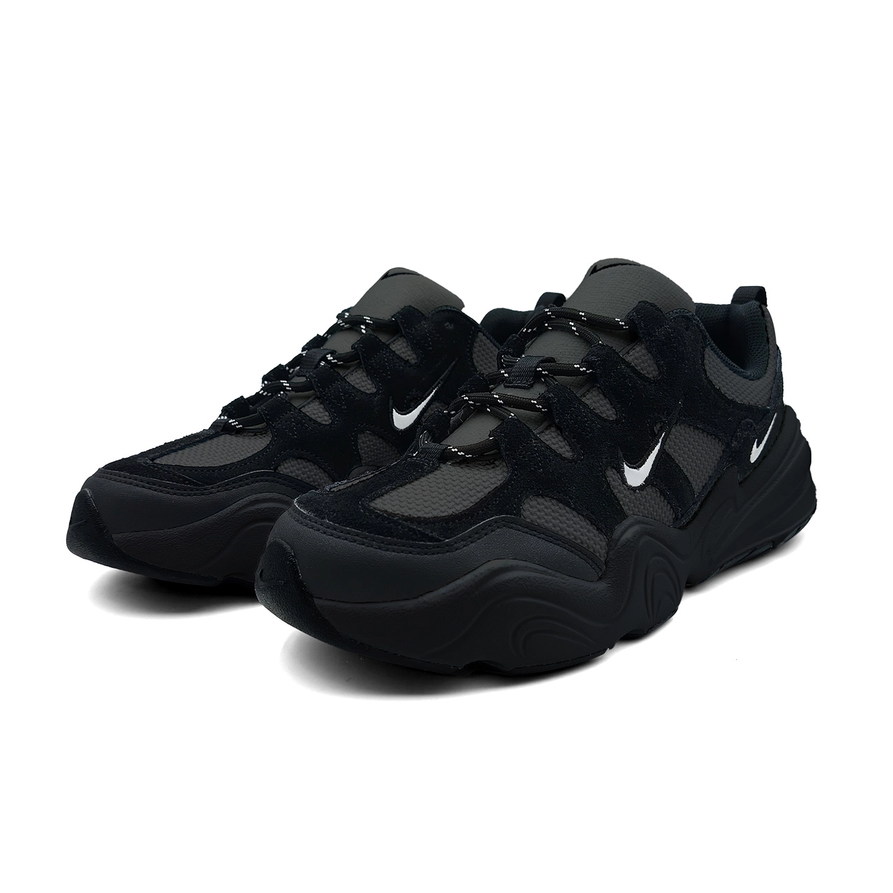 Nike Tech Hera