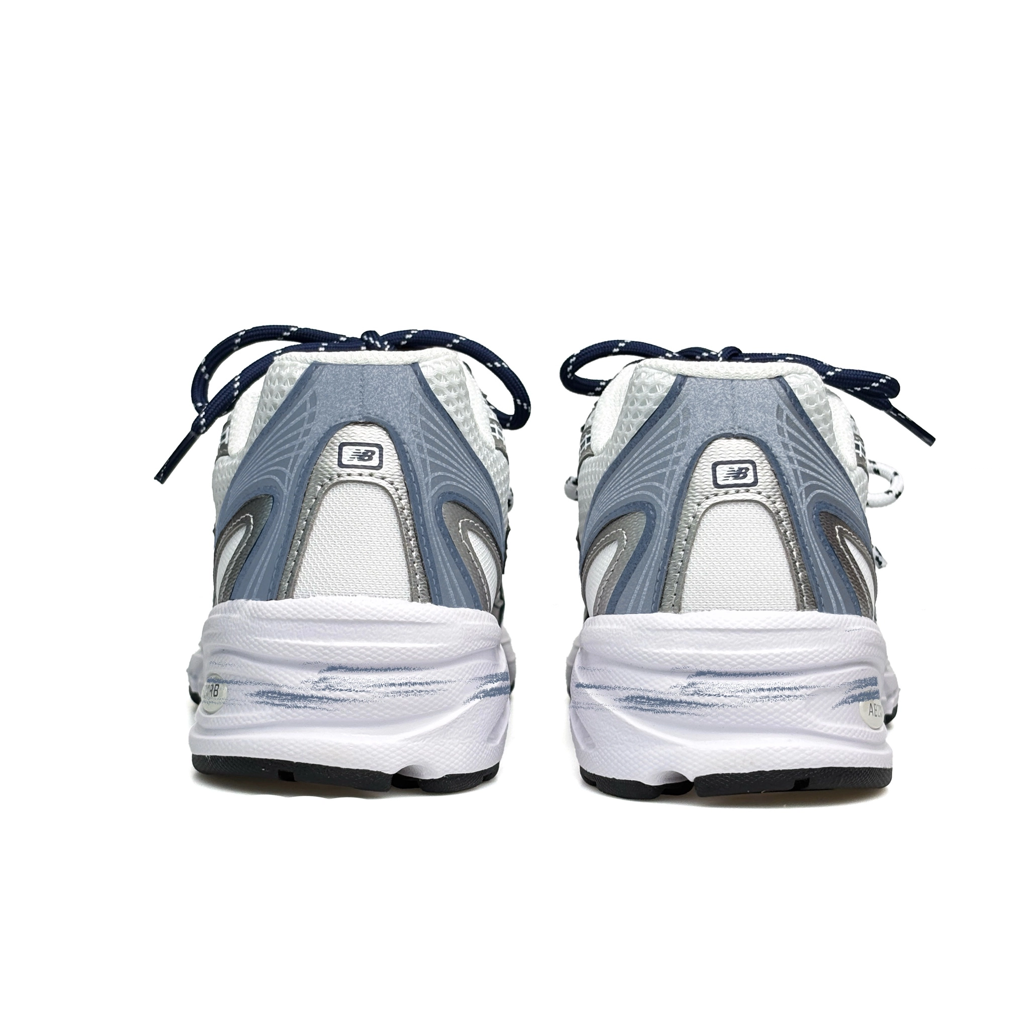 New Balance NB 740 miu