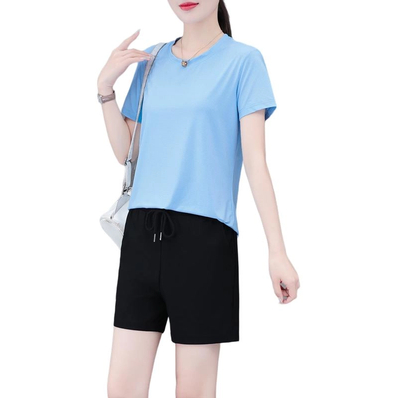 左岸  夏季薄款速干冰丝凉感短袖短裤两件套轻便舒适吸汗网眼透气清爽弹力纯色简约休闲跑步运动服装  健身套装  女款