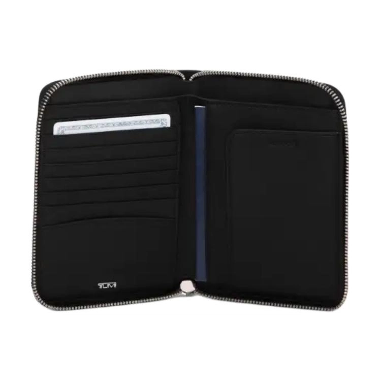 TUMI