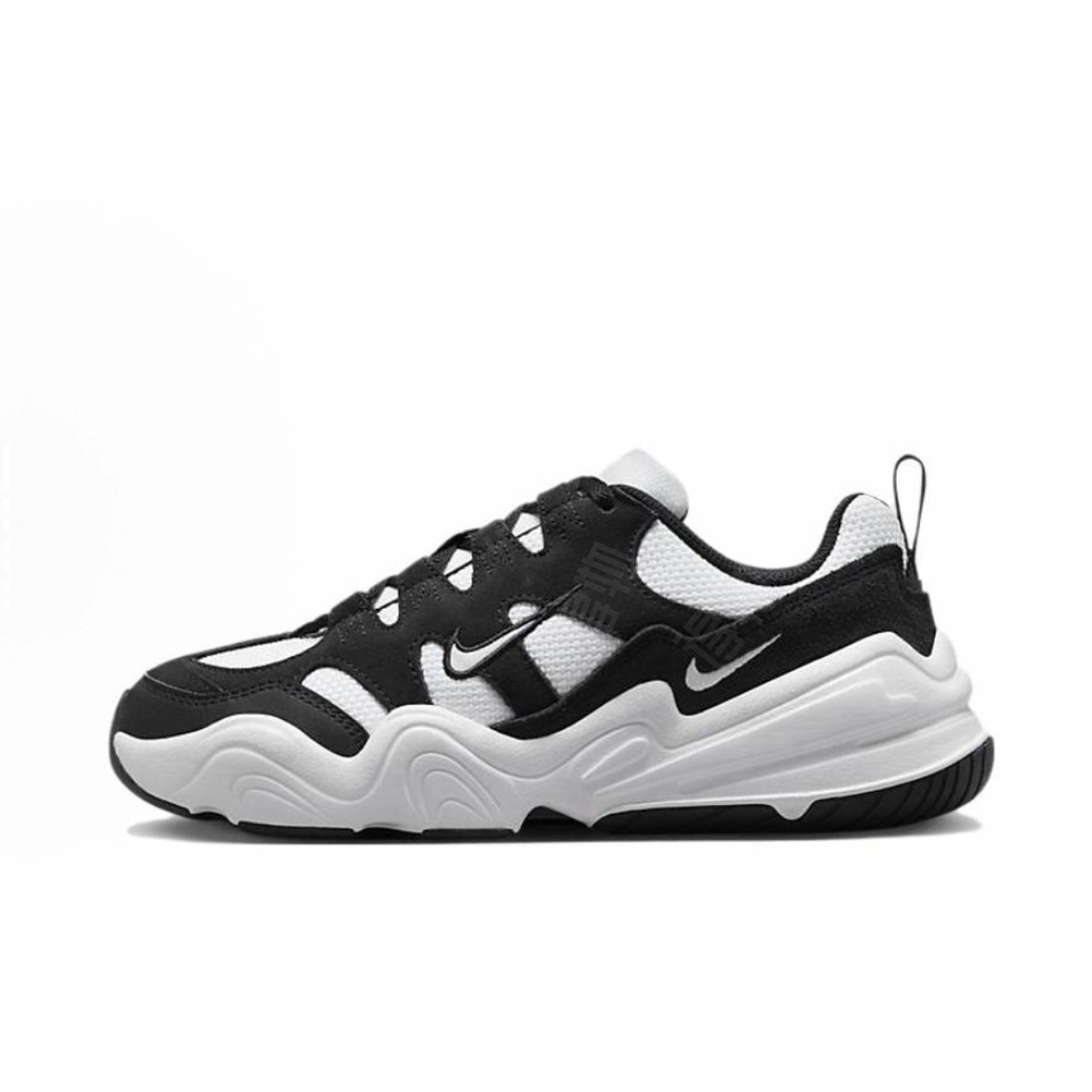 Nike Tech Hera