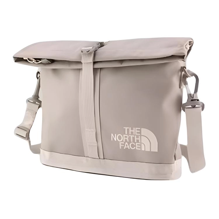 THE NORTH FACE Base Camp 7.9L logo