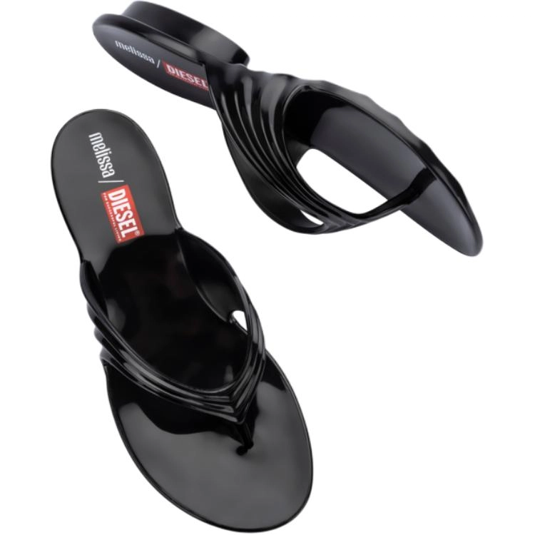 DIESEL x MELISSA