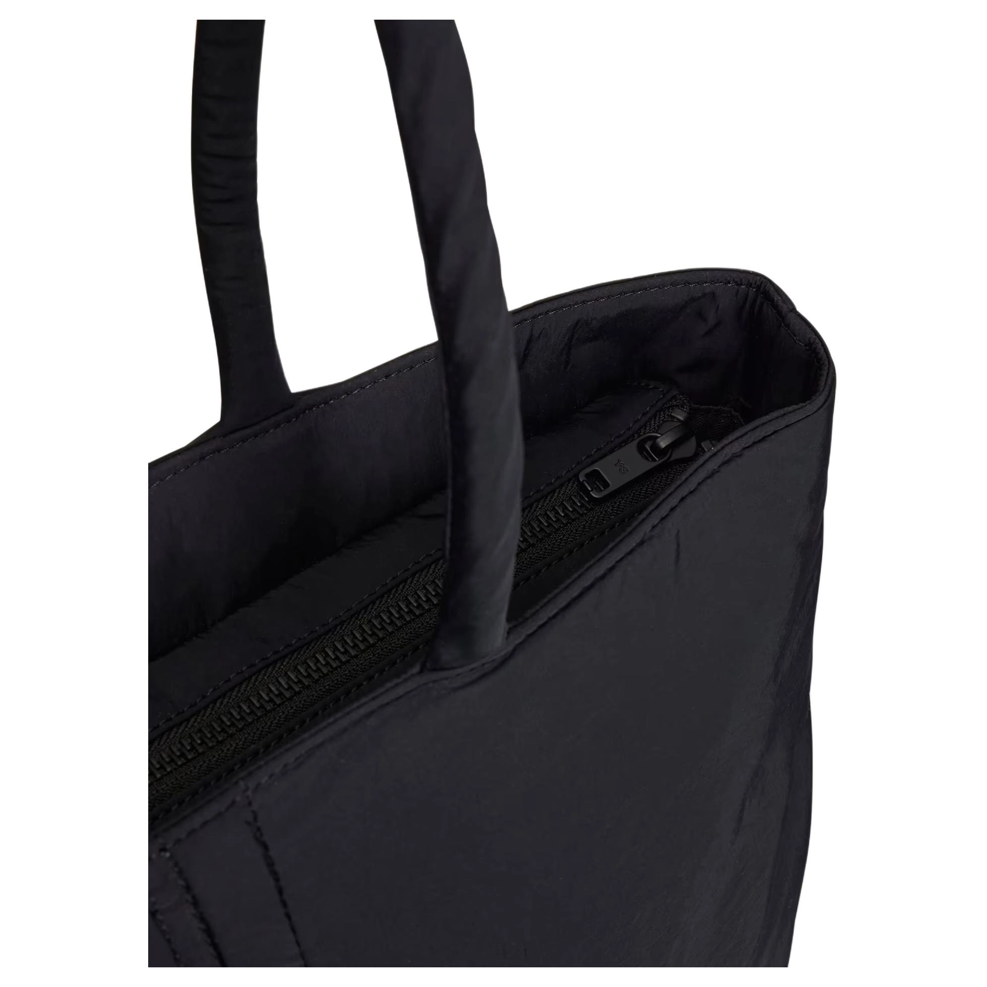 adidas 40L