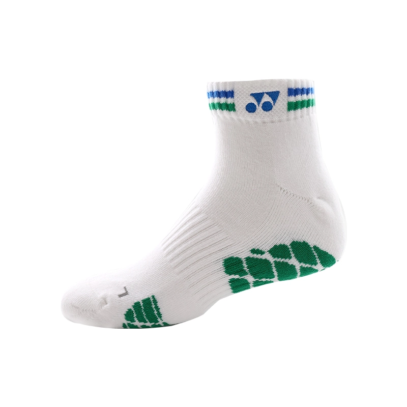 YONEX