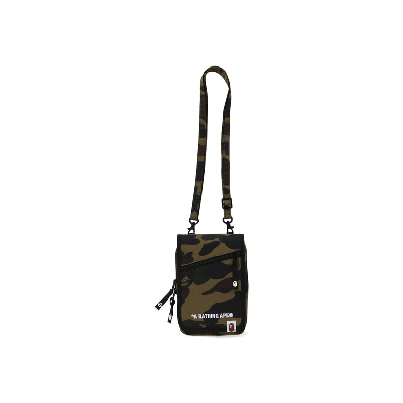 A BATHING APE
