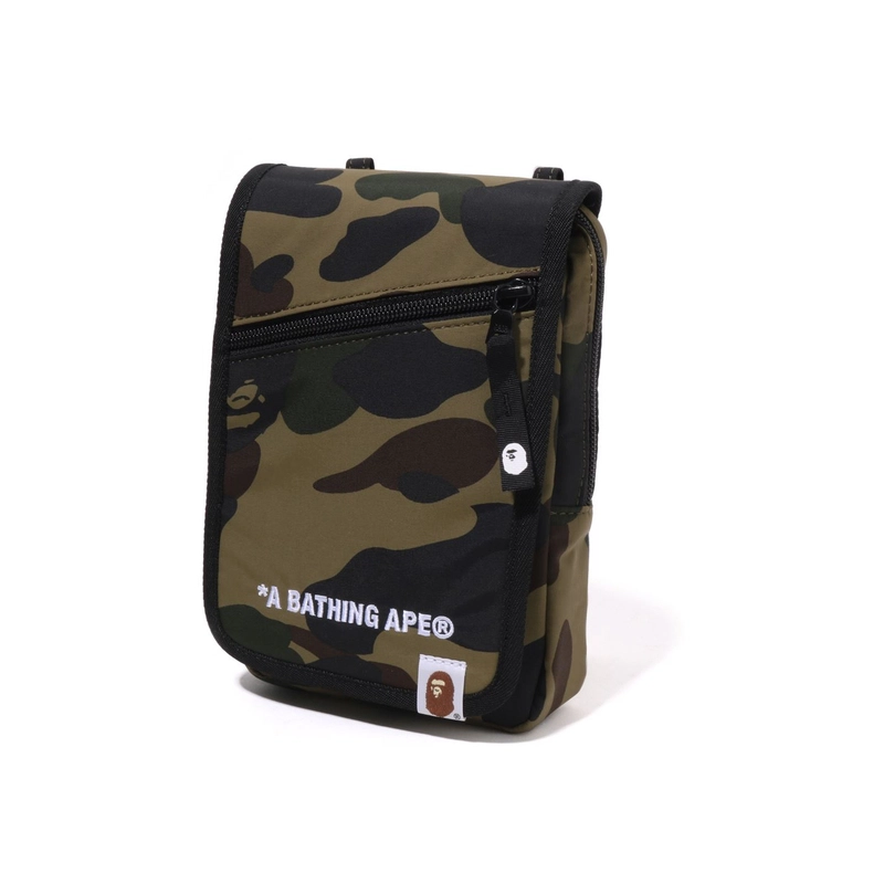 A BATHING APE