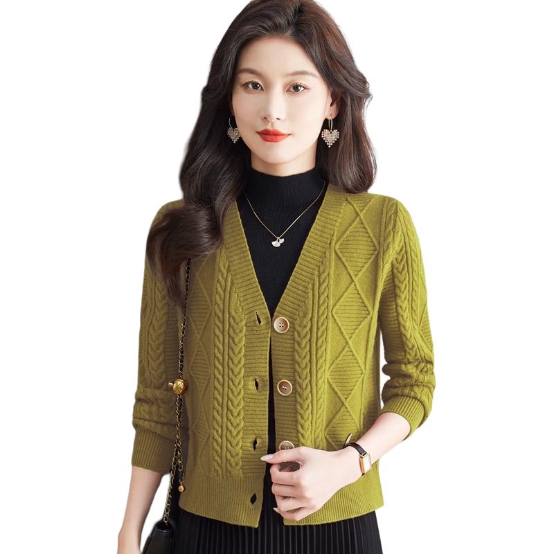 PIERRE CARDIN V