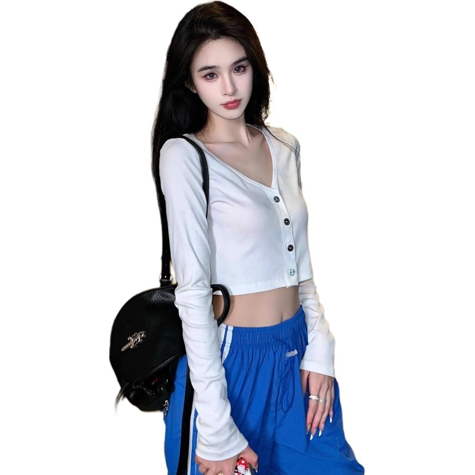 MUCCHIC insT T