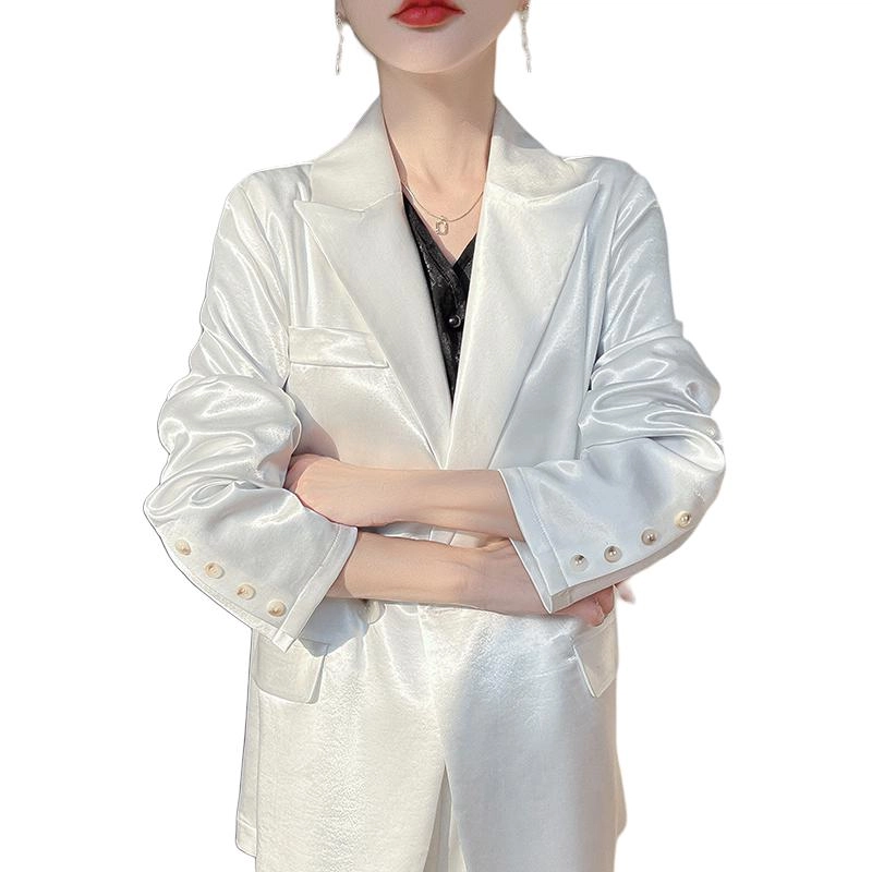 PIERRE CARDIN 2025