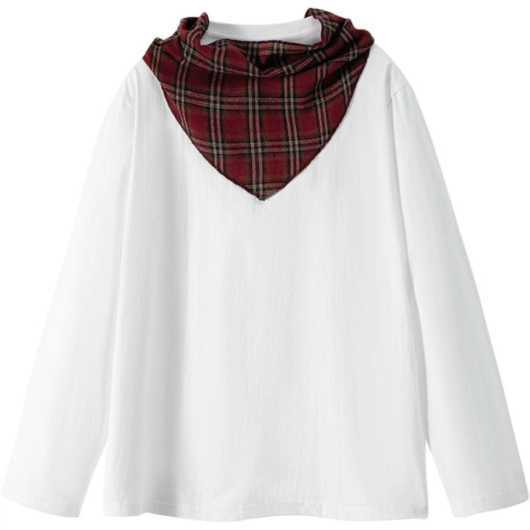 CASTLE WOODS t T