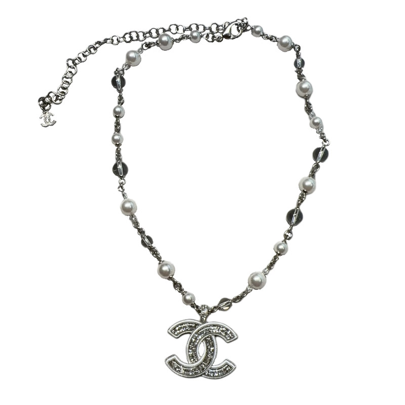 CHANEL C C -