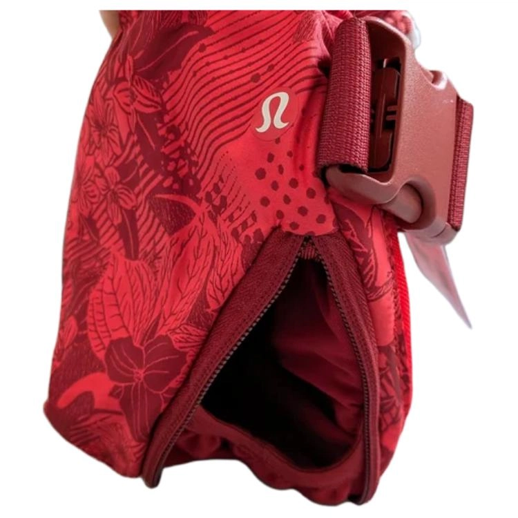 lululemon 3L Logo