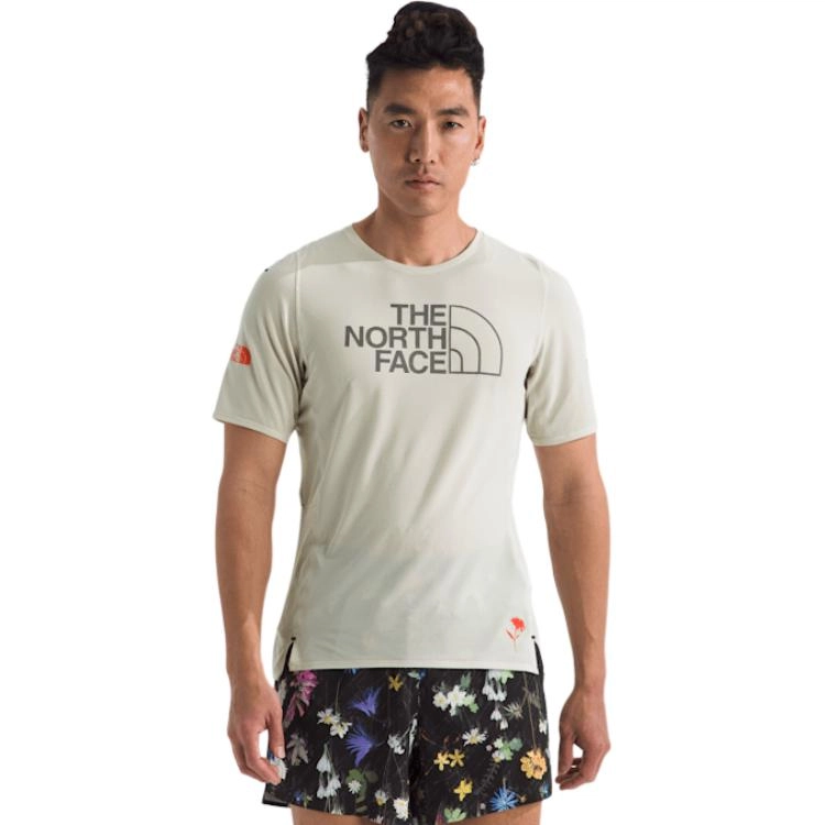 THE NORTH FACE SUMMIT LogoT