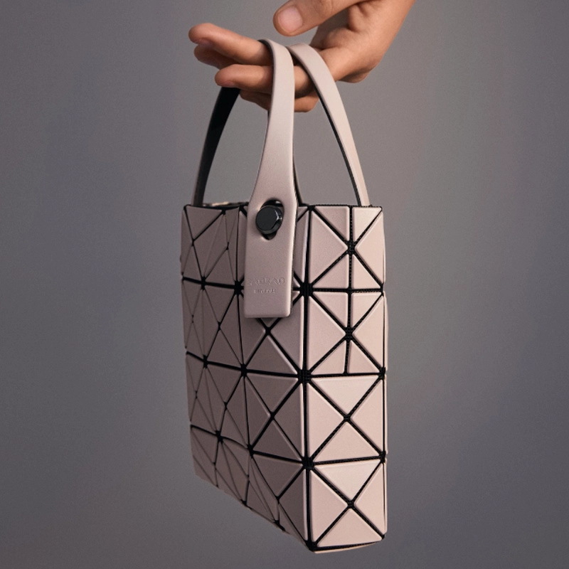 ISSEY MIYAKE Lucent Boxy PVC 520
