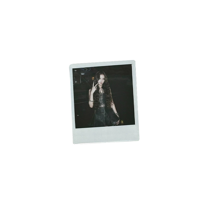 YG Entertainment Jisoo 1 AMORTAGE