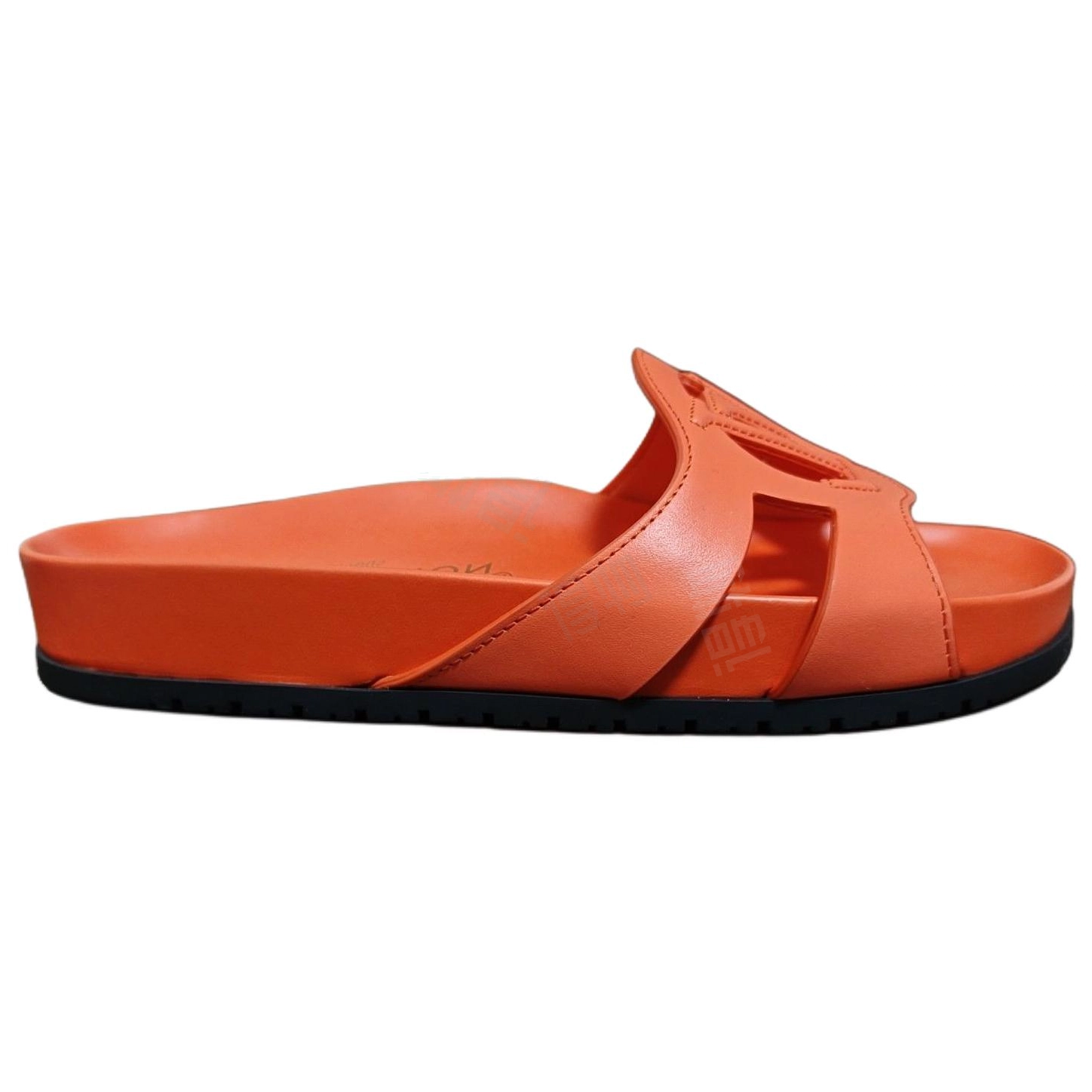 LOUIS VUITTON Isola