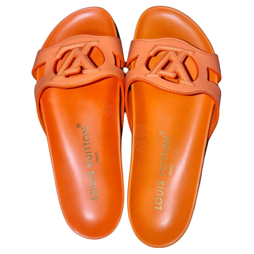 LOUIS VUITTON Isola