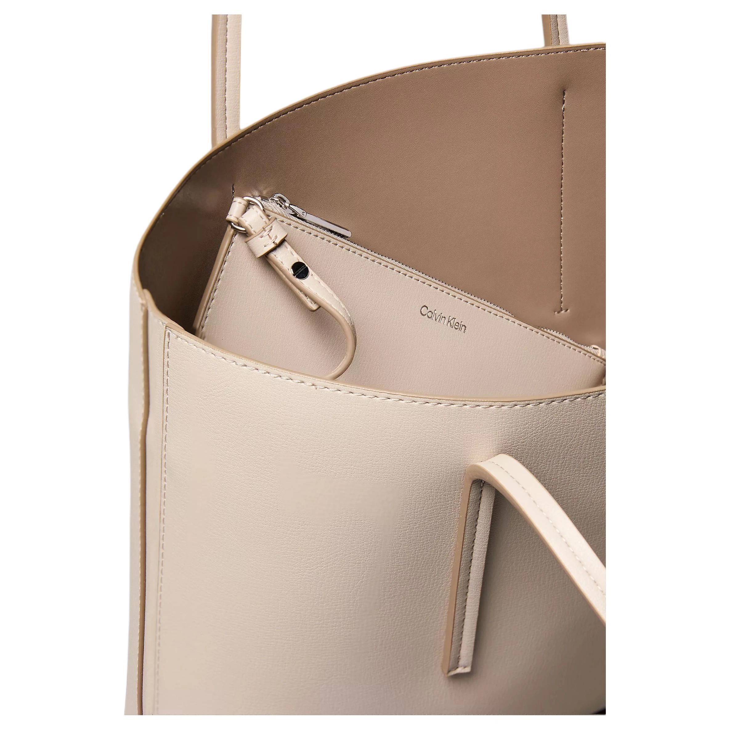 CALVIN KLEIN Tote