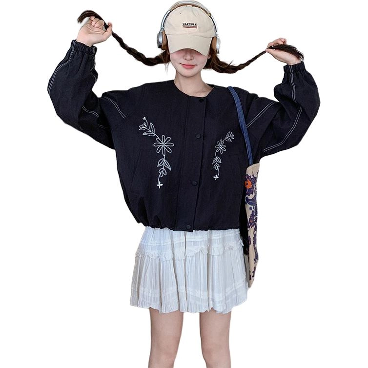 袋鼠 刺绣印花圆领休闲显瘦短外套夹克 女款