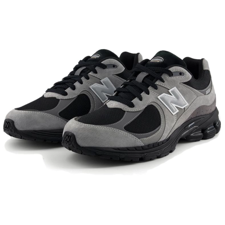 New Balance NB 2002R