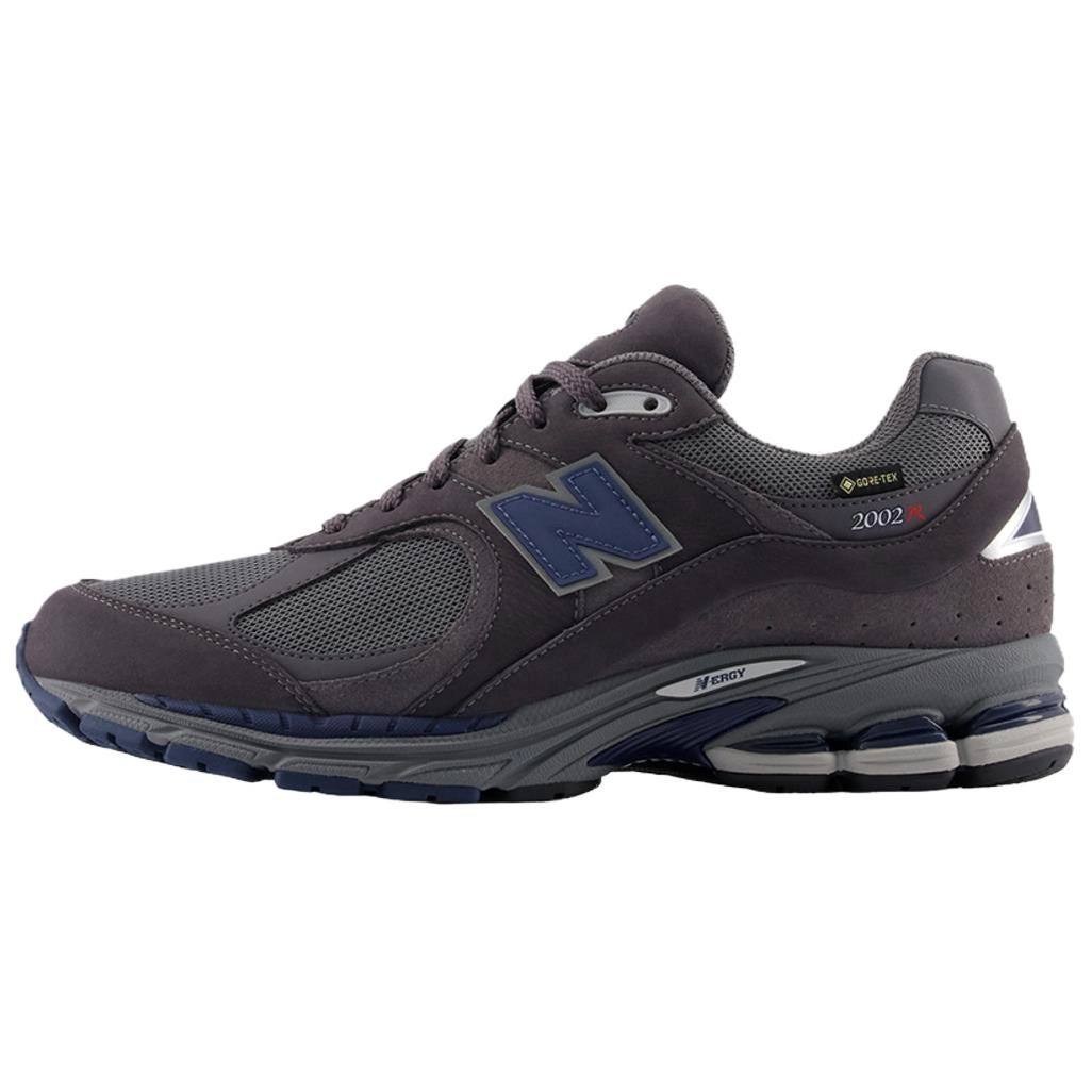 New Balance NB 2002R