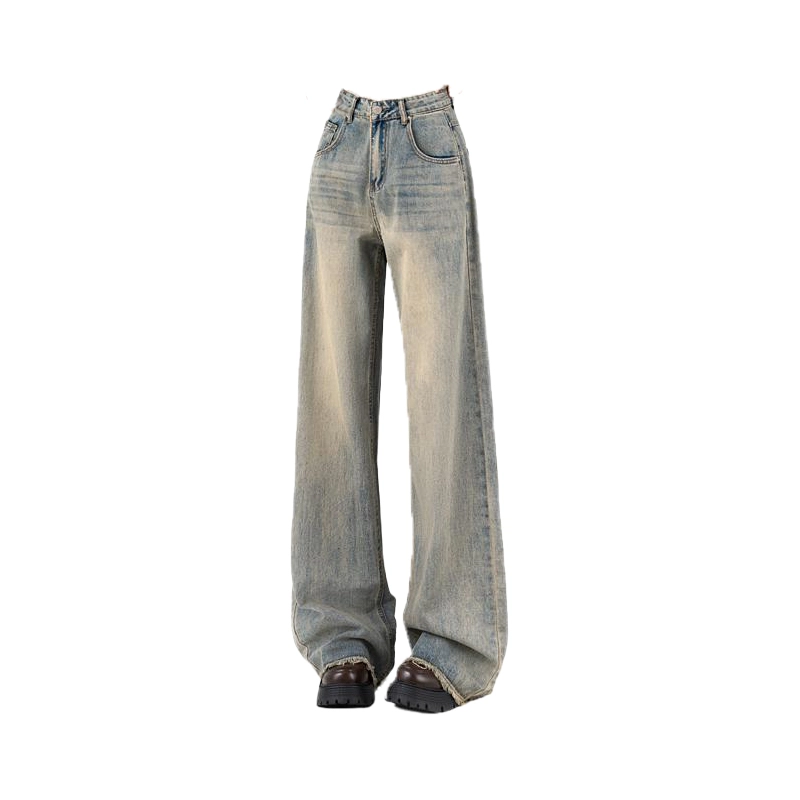 M JEANS STUDIOS 7 2025