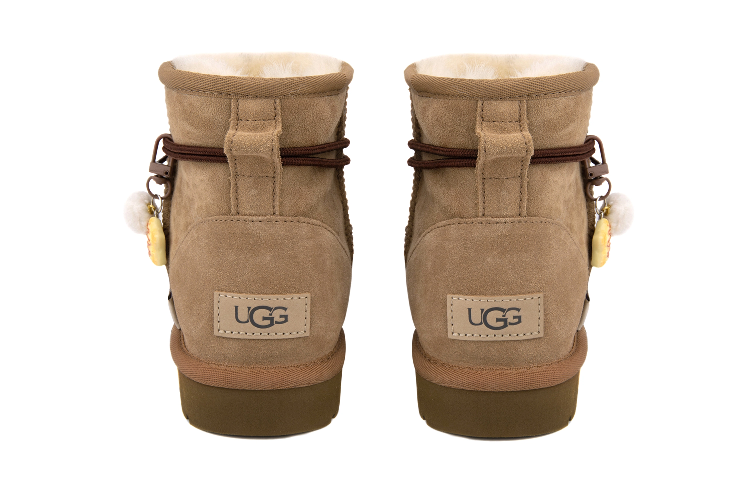 UGG CLASSIC MINI