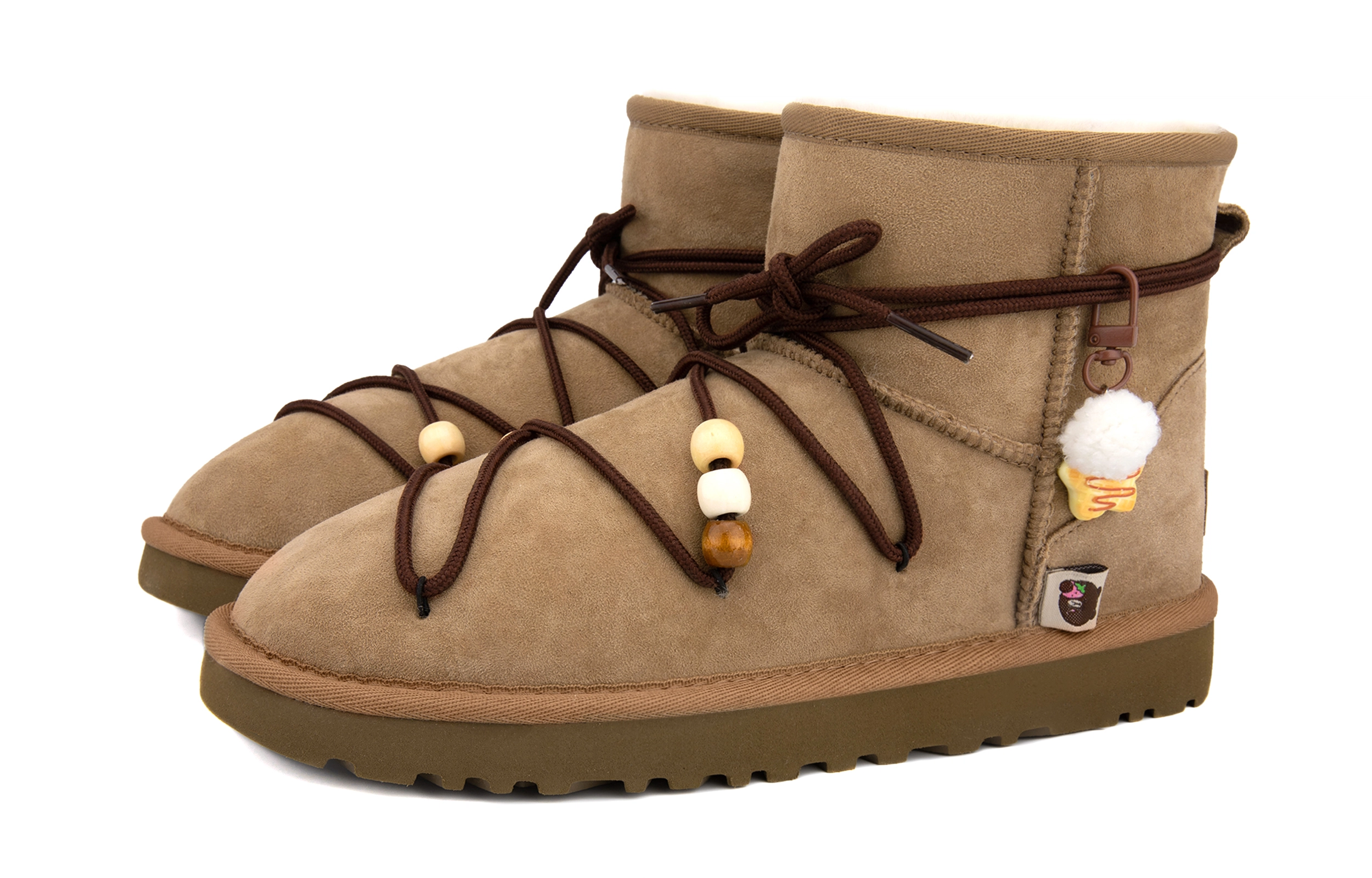 UGG CLASSIC MINI