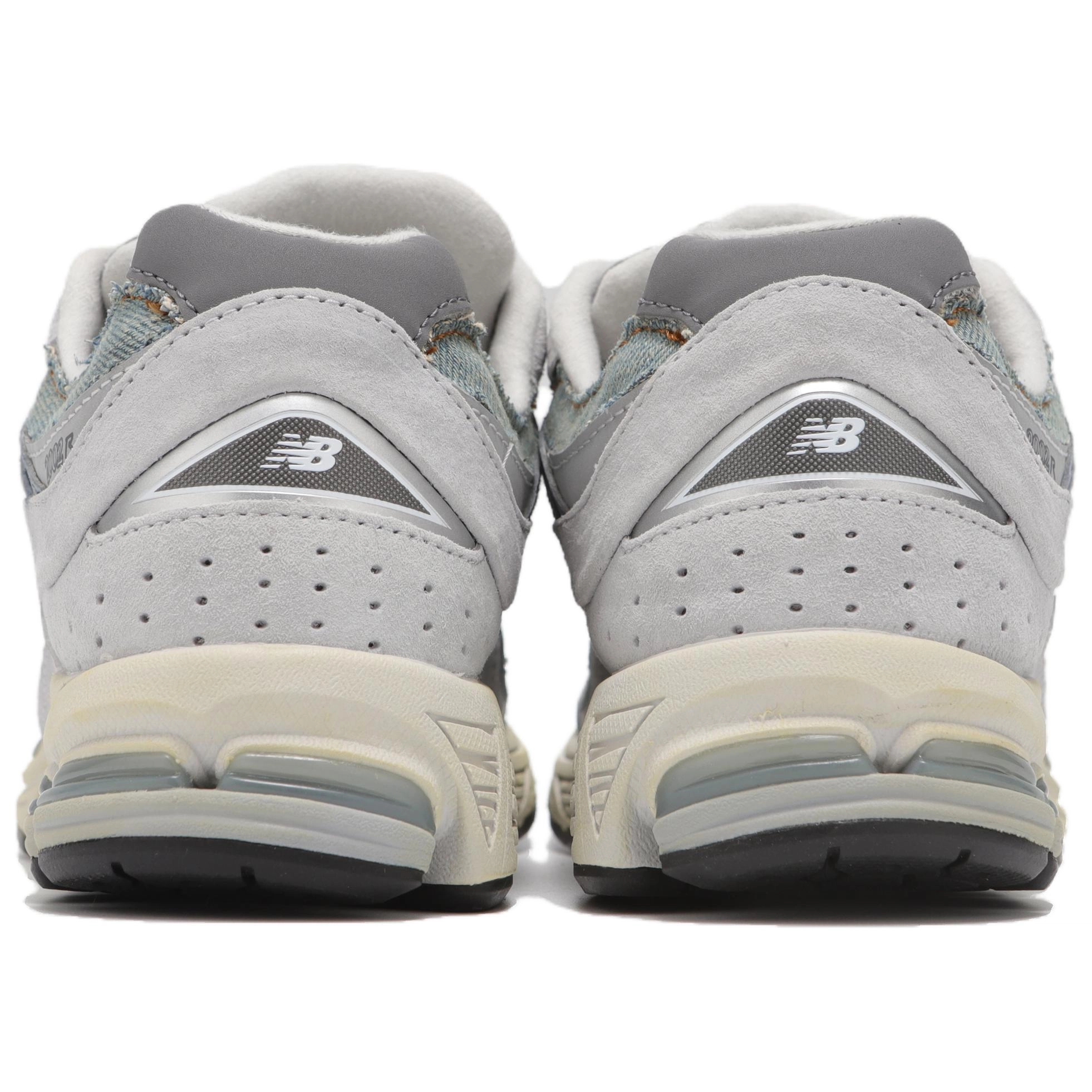 New Balance NB 2002R