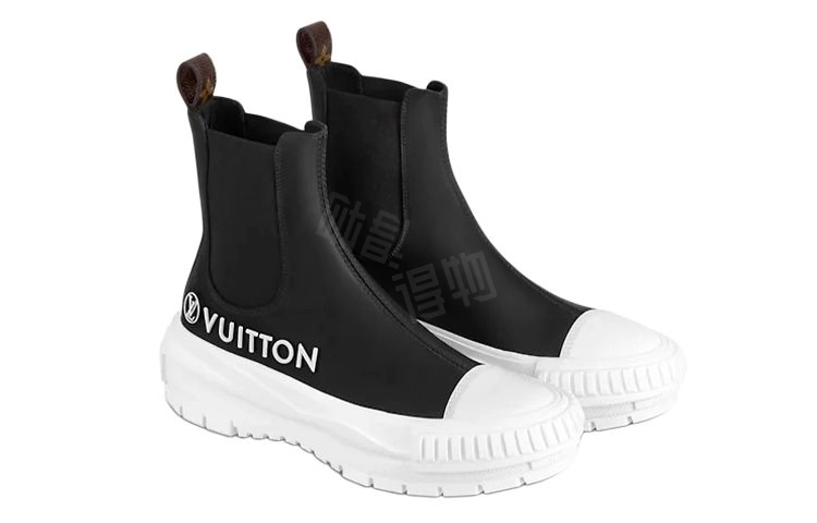 LOUIS VUITTON Squad