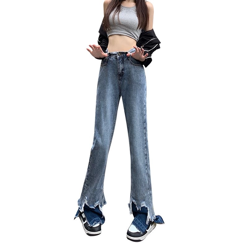 M JEANS STUDIOS 7 2025