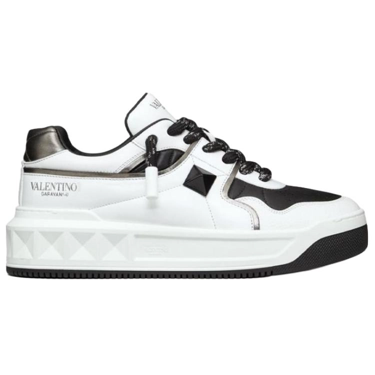 Valentino One Stud