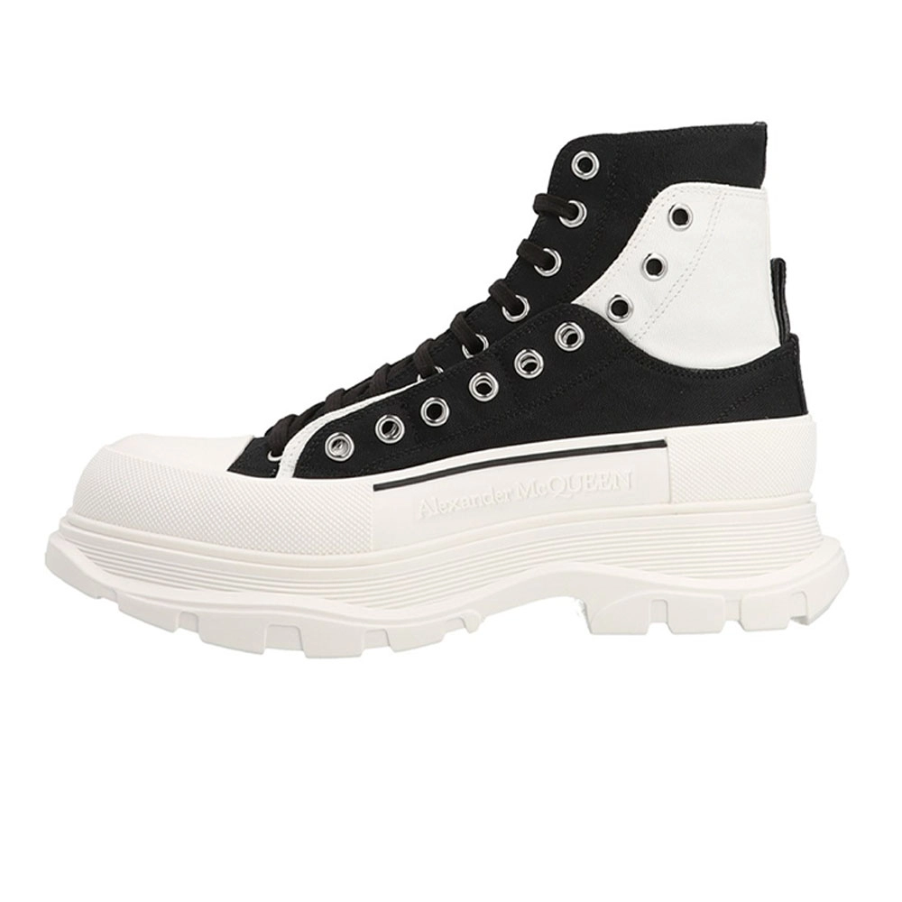 Alexander McQueen Swetry i kamizelki sportowe Slick