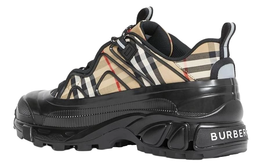 Burberry Arthur