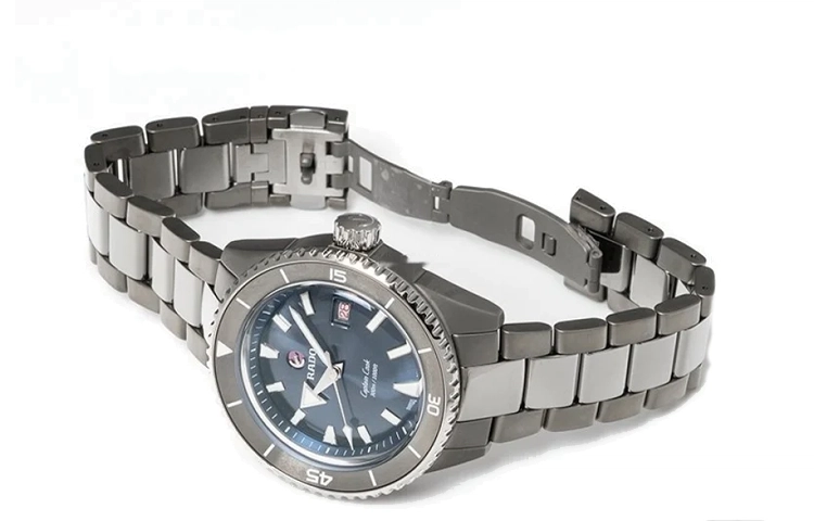 RADO 300 43mm R32144202