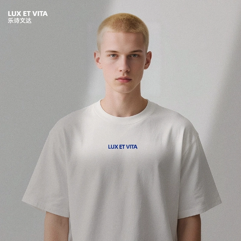 LUX ET VITA T
