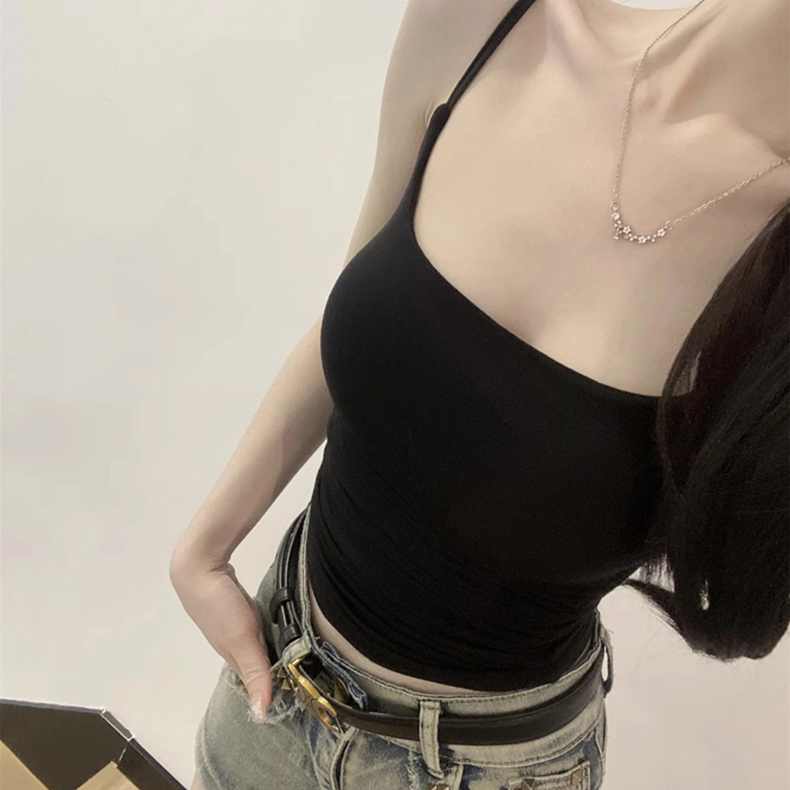 U