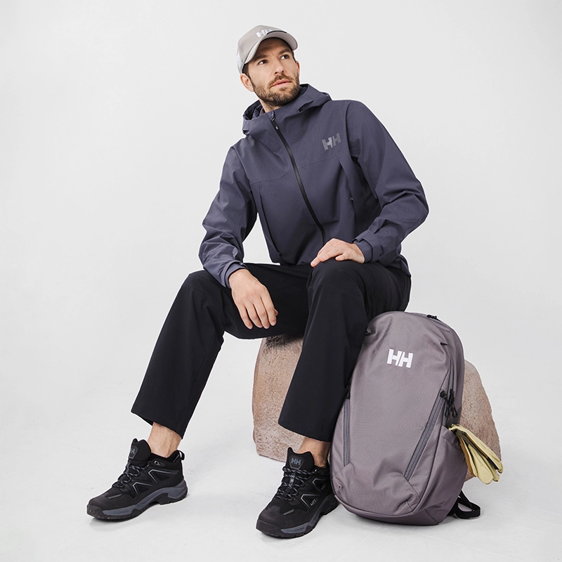 HELLY HANSEN