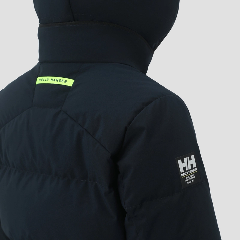HELLY HANSEN