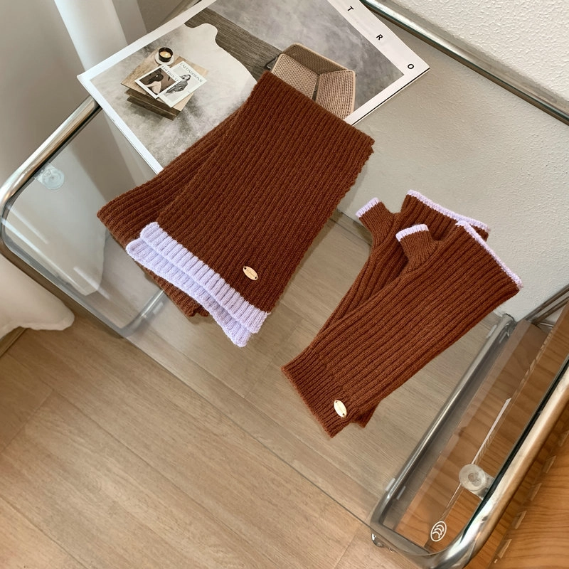 STUFFER ins