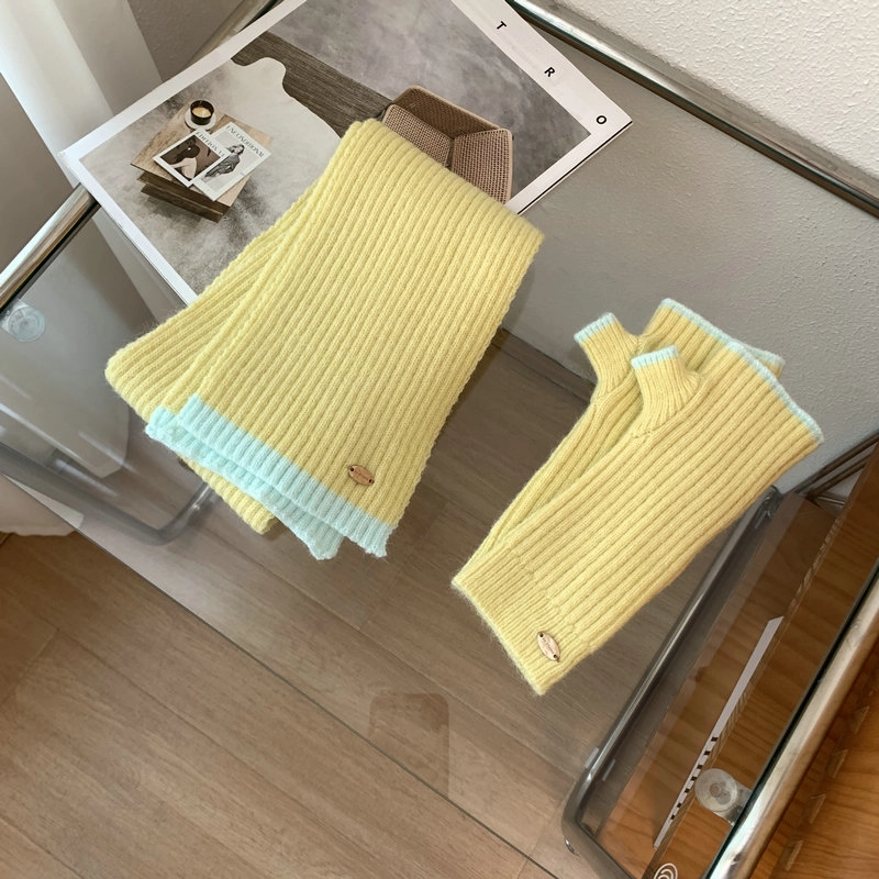 STUFFER ins