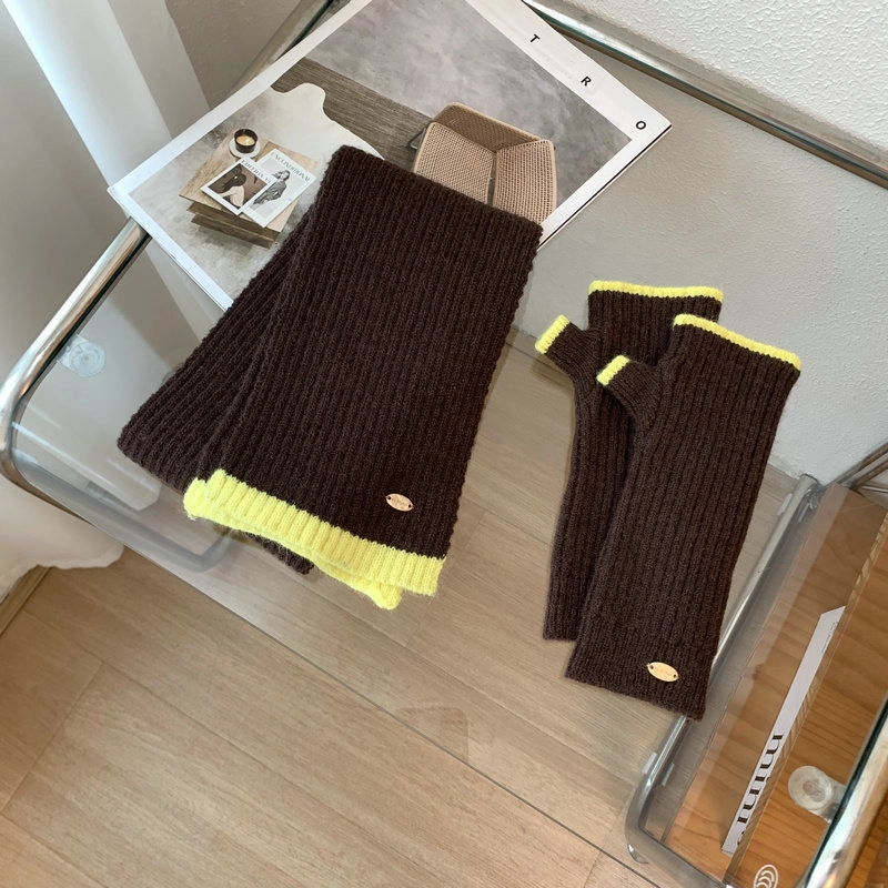 STUFFER ins