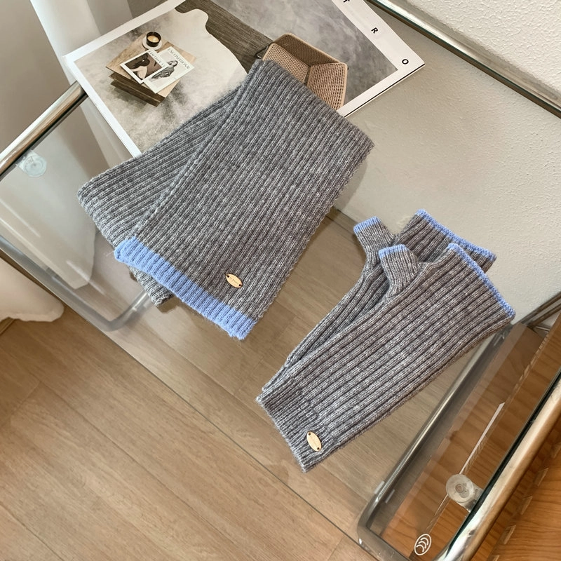 STUFFER ins