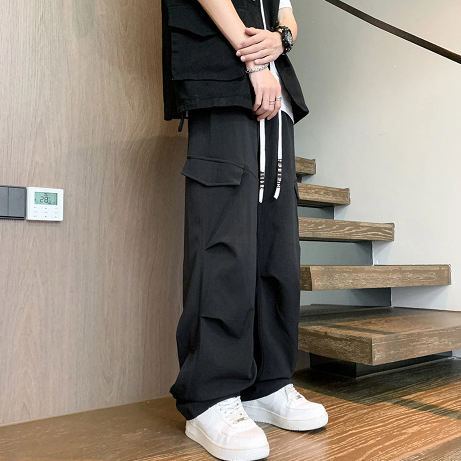 金贝勒 多褶皱口袋装饰运动卫裤宽松阔腿垂感拖地休闲裤 男女同款