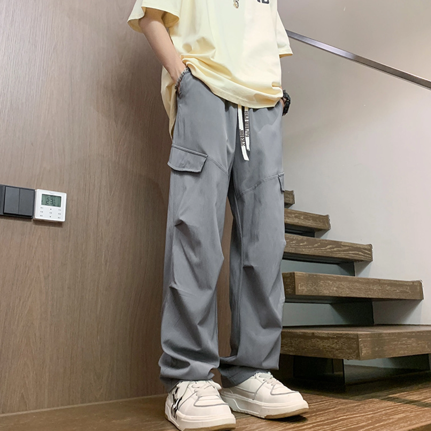 金贝勒 多褶皱口袋装饰运动卫裤宽松阔腿垂感拖地休闲裤 男女同款