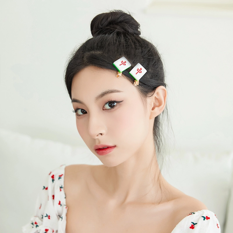 沂茹 仿真麻雀红中發财文字边夹发夹潮流时尚可爱搞怪刘海侧边夹女款发卡发饰头饰配饰