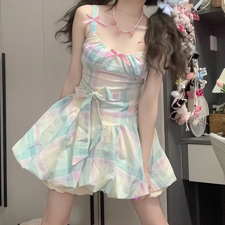果瑱 甜酷风森海边度假风彩虹甜点可爱少女甜美彩色拼色百搭简约吊带连衣裙 女款
