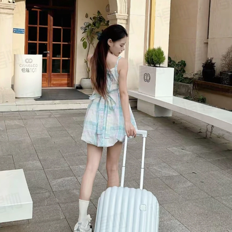 果瑱 甜酷风森海边度假风彩虹甜点可爱少女甜美彩色拼色百搭简约吊带连衣裙 女款